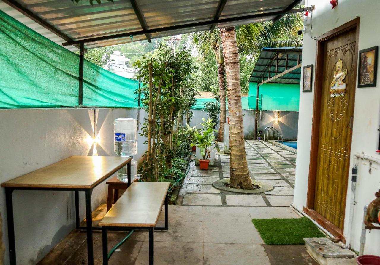 Hotel The Club House- Swimming Pool That'S Better Than The Beach Pondicherry Exterior foto