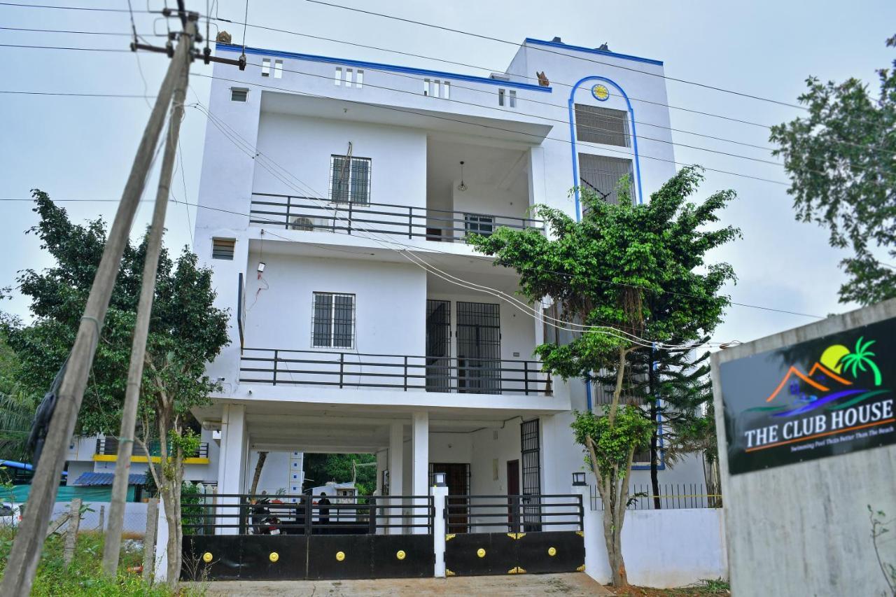 Hotel The Club House- Swimming Pool That'S Better Than The Beach Pondicherry Exterior foto