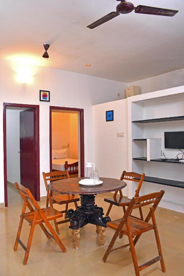Hotel The Club House- Swimming Pool That'S Better Than The Beach Pondicherry Exterior foto