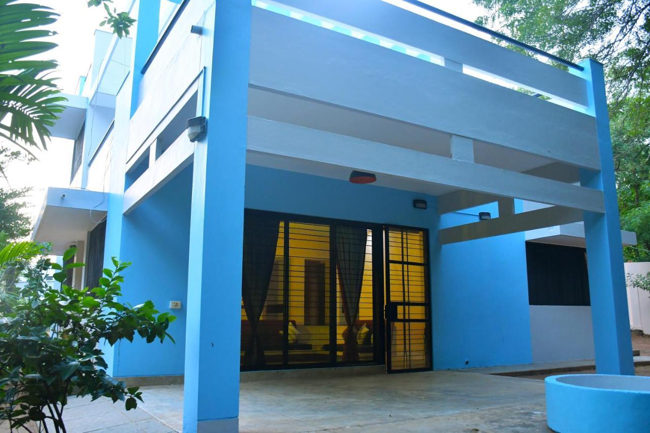 Hotel The Club House- Swimming Pool That'S Better Than The Beach Pondicherry Exterior foto